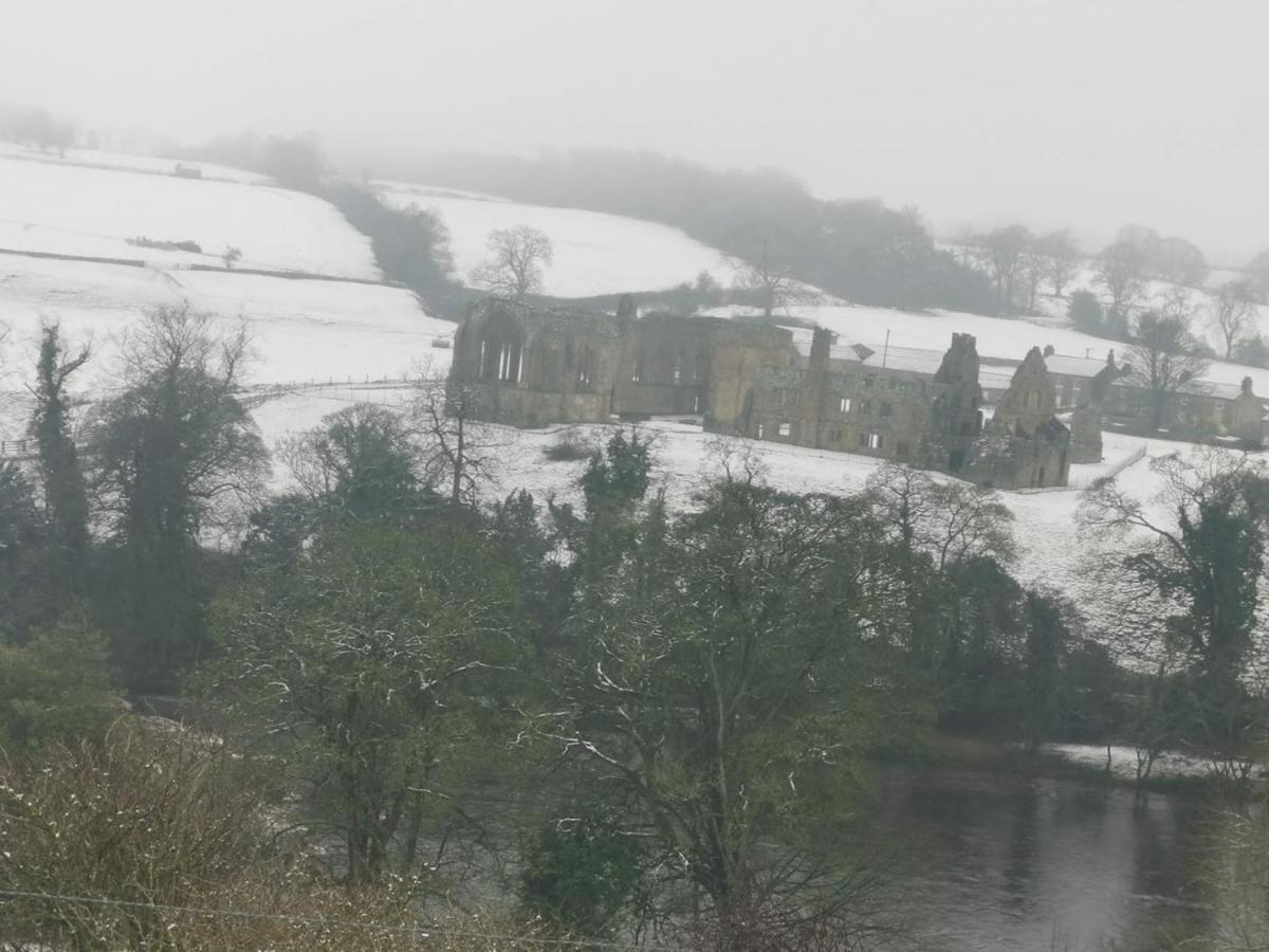 The Redwell Inn Barnard Castle Exterior foto